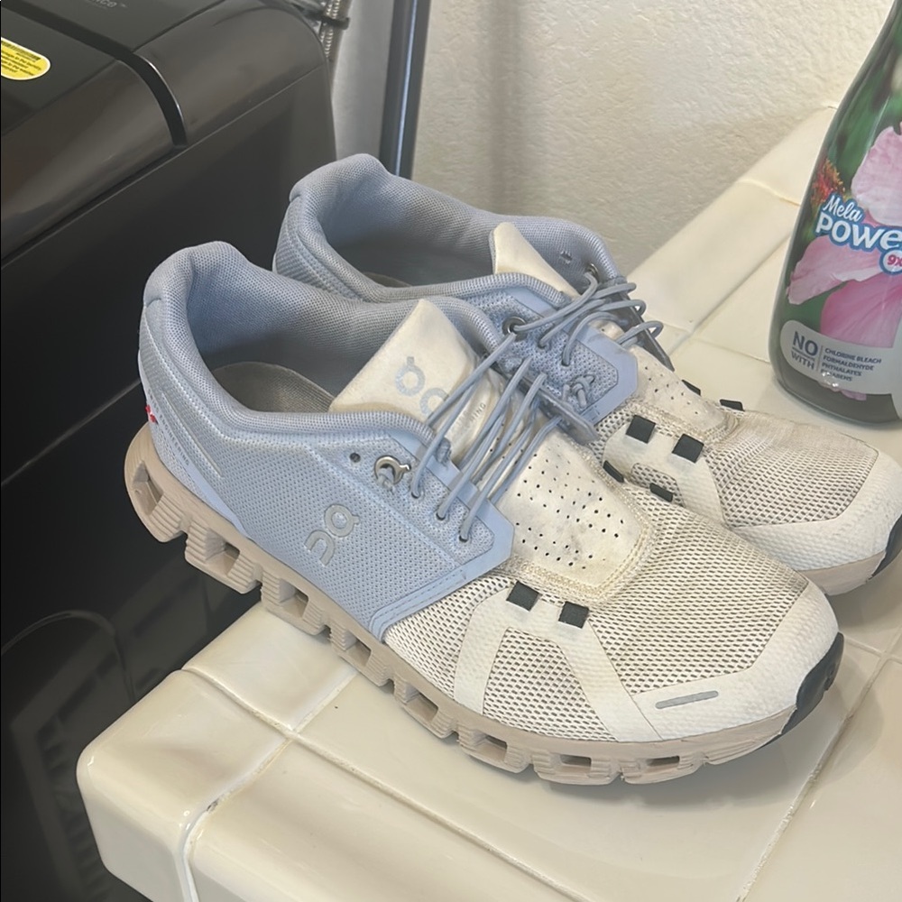 ON Running White and Gray Sneakers